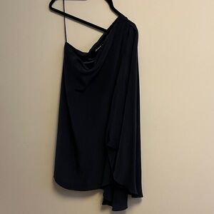 Elegant Black One-Shoulder Dress